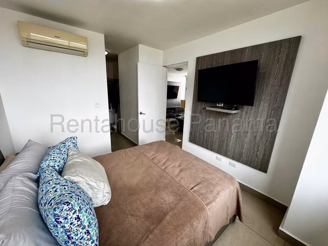 Se Vende Apartamento en Costa del Este YDU