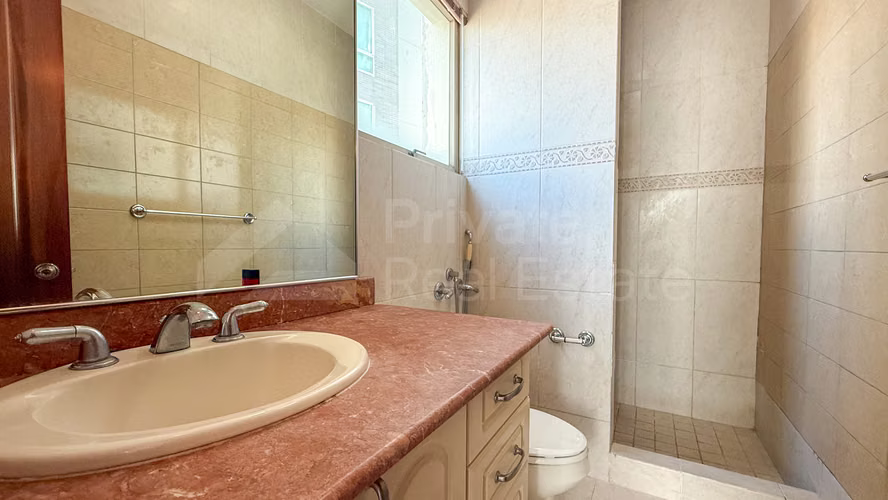 Venta de apartamento en Pacific Point, Punta Pacífica