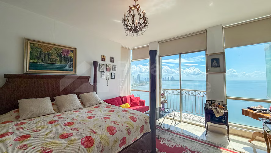 Venta de apartamento en Pacific Point, Punta Pacífica