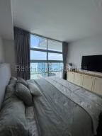 Alquiler de Apartamento con 130m2 en Avenida Balboa PH Waters on the Bay 26-9067SR