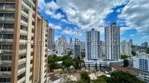 Venta de Apartamento con 155m2 en El Cangrejo PH Astoria 26-6593SR