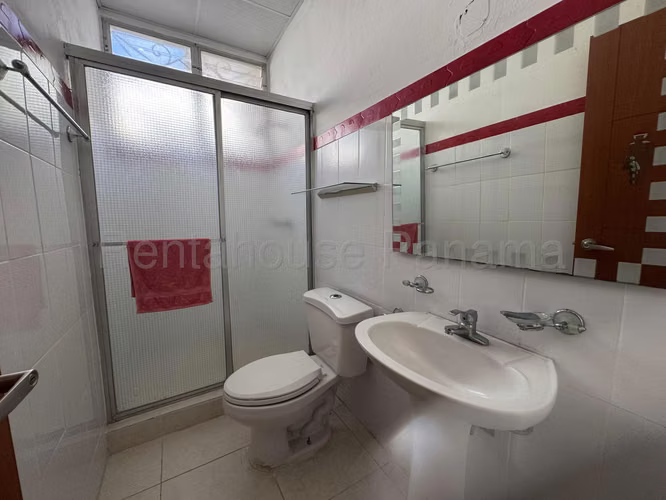 Venta de Casa en Betania  356 Mts PD