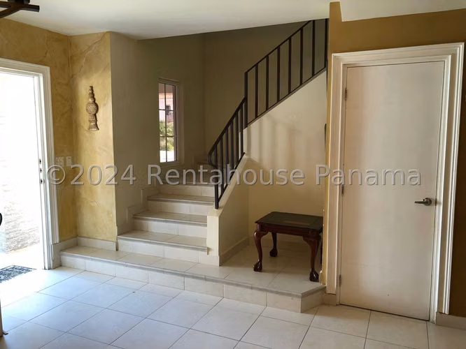 Venta de Casa en Versalles Quintas de Versalles 276 Mts PD
