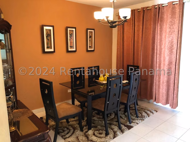 Venta de Casa en Versalles Quintas de Versalles 276 Mts PD