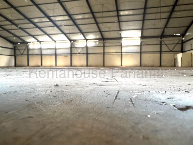 Venta de Galera en Pacora Parque Industrial 3734 Mts PD