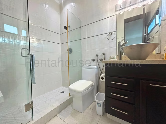 Venta de Apartamento en Costa del Este Ph Bayside Solo Cliente Directo LFC