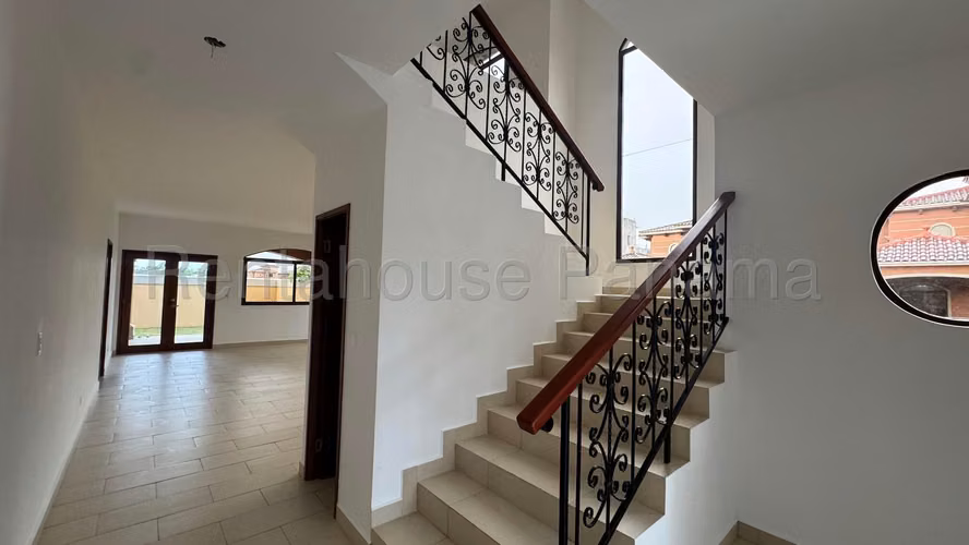 Venta de Casa en Costa Sur El Doral Solo Cliente Directo LFC