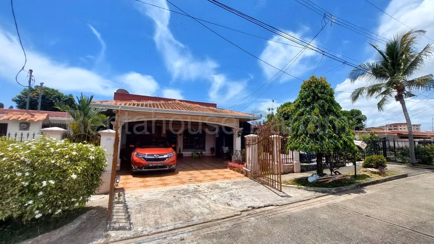 Venta de Casa en Campo Limberg Villa del Sol Solo Cliente Directo LFC