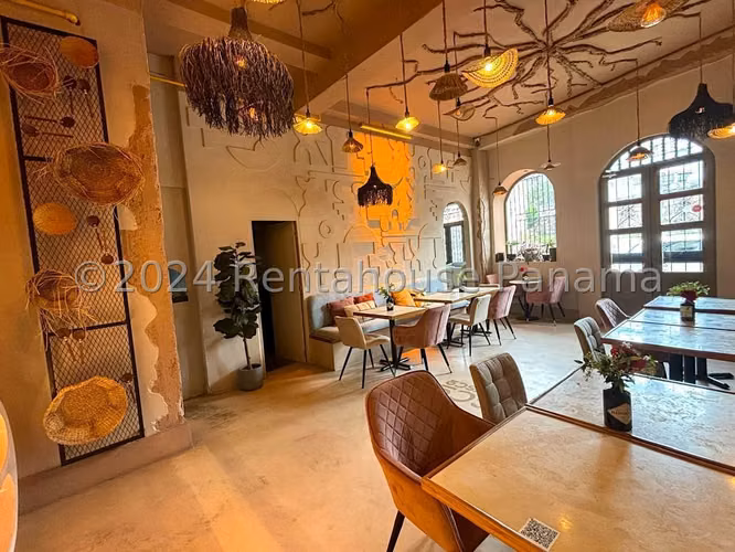 Alquiler de Local en Casco Antiguo Local comercial Solo Cliente Directo MC