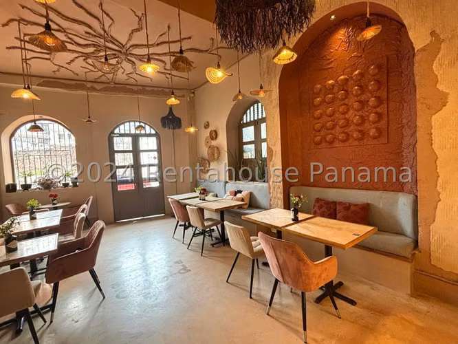 Alquiler de Local en Casco Antiguo Local comercial Solo Cliente Directo MC