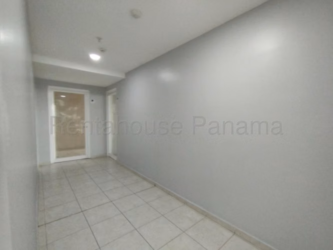 Venta de Oficina en Calidonia Bay View Solo Cliente Directo MC