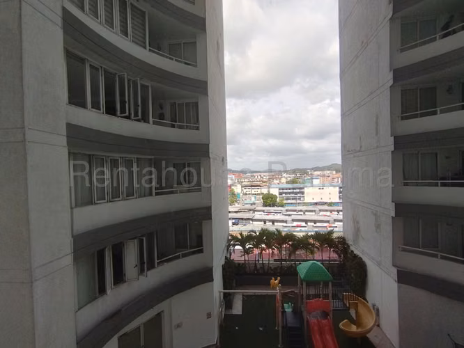 Venta de Oficina en Calidonia Bay View Solo Cliente Directo MC