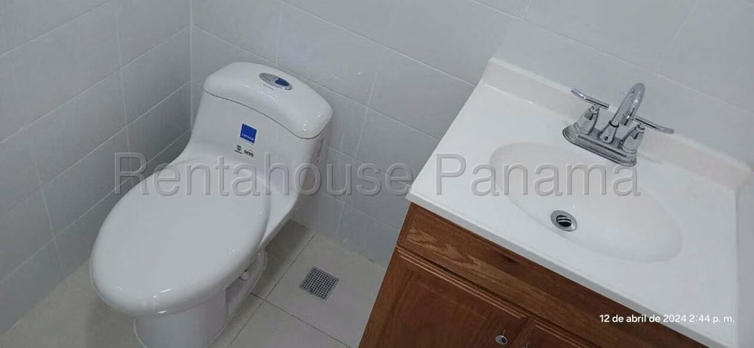 Se Vende Oficina en Paitilla LA26-9121