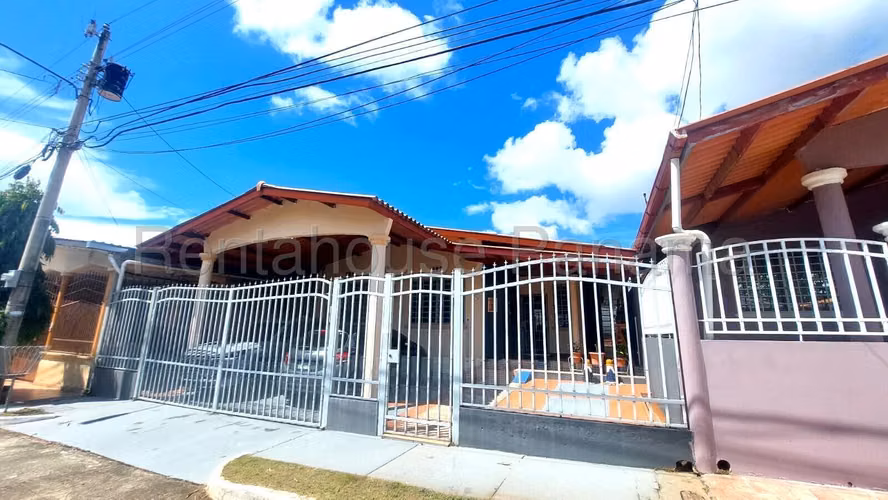 LGU-Sale of house in Brisas del Golf.
