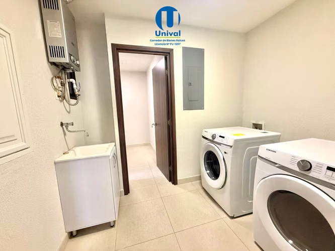 Apartamento en Alquiler en Costa del Este - PH Casa Bianca