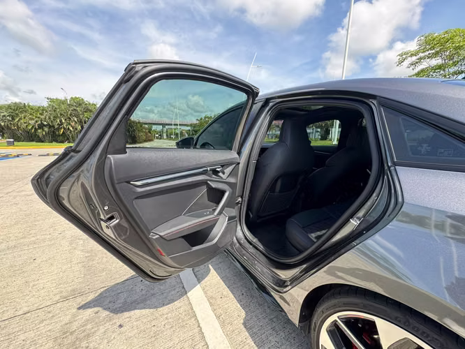 2024 AUDI S3