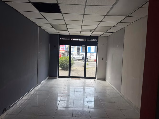 Se Alquila Local Comercial – Avenida Perú, Ciudad de Panamá