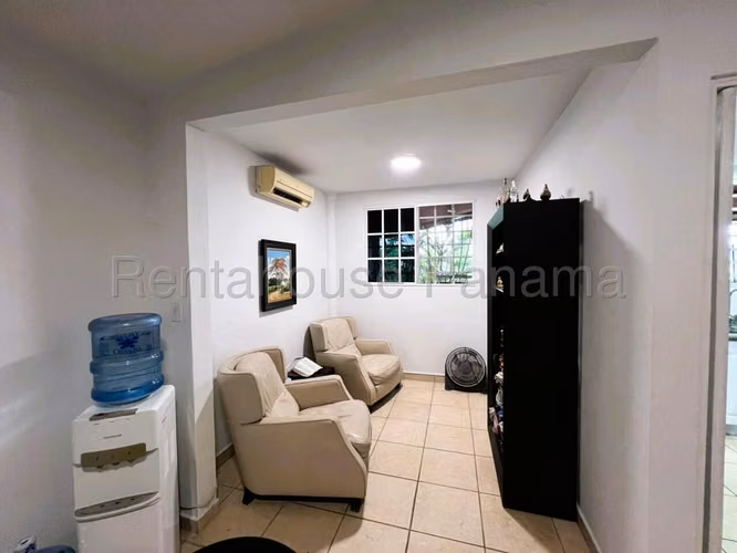 LGU-Venta de casa en Brisas del Golf. - Imagen 5