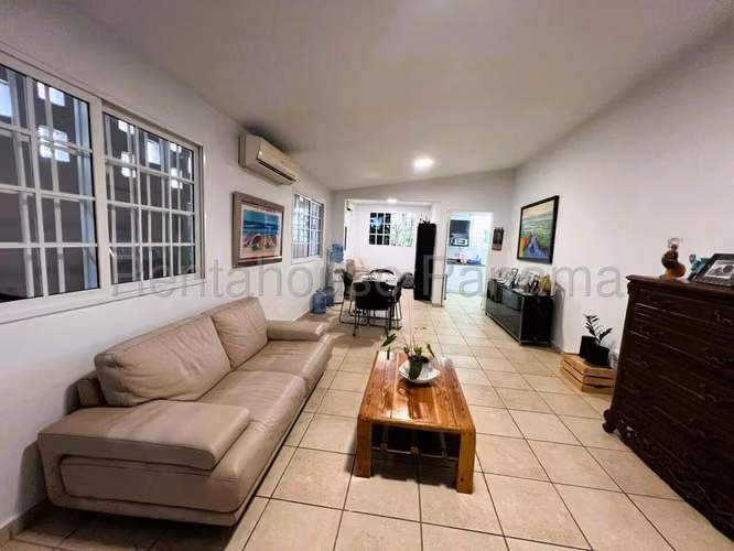 LGU-Venta de casa en Brisas del Golf. - Imagen 4