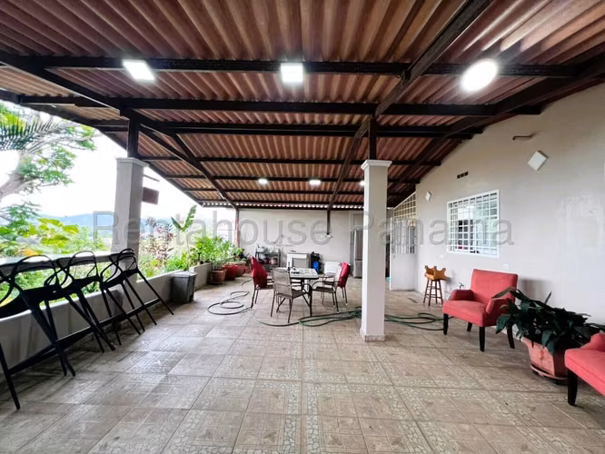 LGU-Venta de casa en Brisas del Golf. - Imagen 7