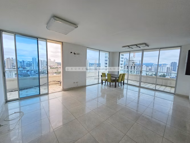 Venta de Apartamento en P.H. Diamond Tower - San Francisco. Negociable