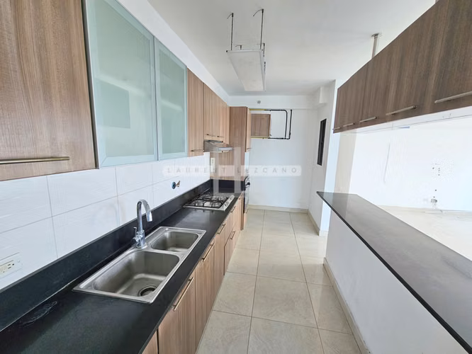 Venta de Apartamento en P.H. Diamond Tower - San Francisco. Negociable