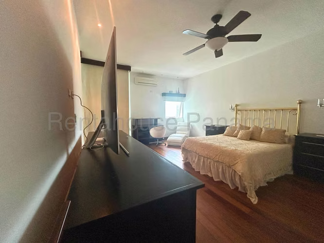 Apartamento Parcialmente Amoblado en Venta Bayside  Costa del Este CIG269153