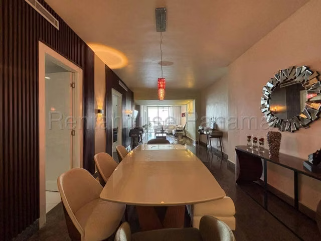Apartamento en Alquiler en Avenida Balboa JG