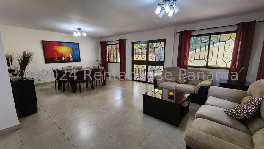 Casa en Alquiler en Ancon JG
