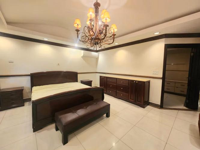 Casa en Venta en Los Ángeles, Betania | 625 m² de Construcción | Piscina | Doble Acceso | $550,000 - Imagen 8