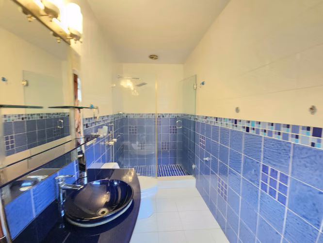 Casa en Venta en Los Ángeles, Betania | 625 m² de Construcción | Piscina | Doble Acceso | $550,000 - Imagen 14
