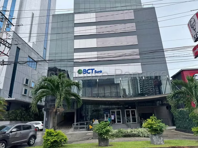 Office for Sale in Calle 50 YM