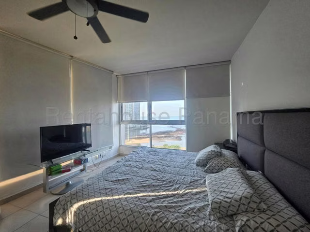 Apartamento en Alquiler en Avenida Balboa. PH GRANDBAY TOWER. 26LDC9154