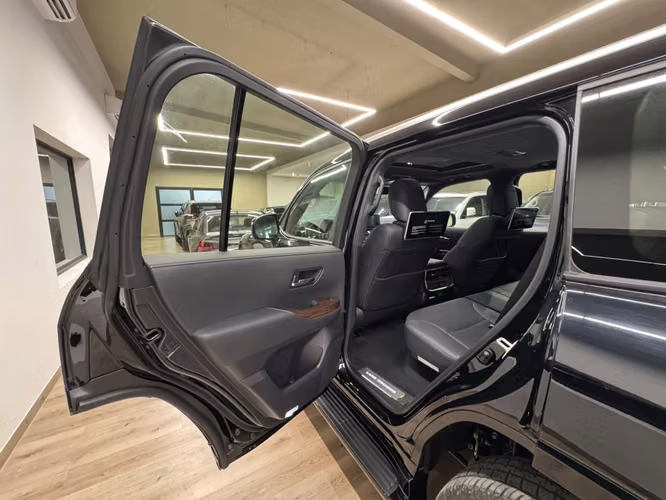 2026 TOYOTA LAND CRUISER GX-R