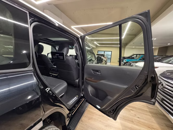 2026 TOYOTA LAND CRUISER GX-R