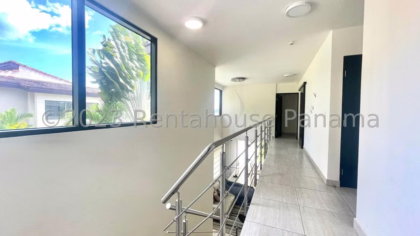 Casa en Alquiler en Panamá Pacifico. NAUTICA. 26LDC9134
