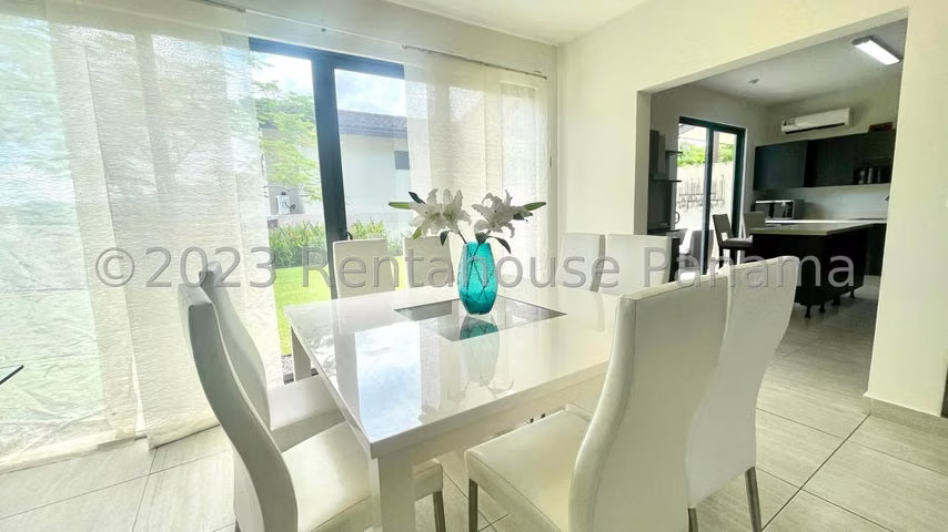 Casa en Alquiler en Panamá Pacifico. NAUTICA. 26LDC9134