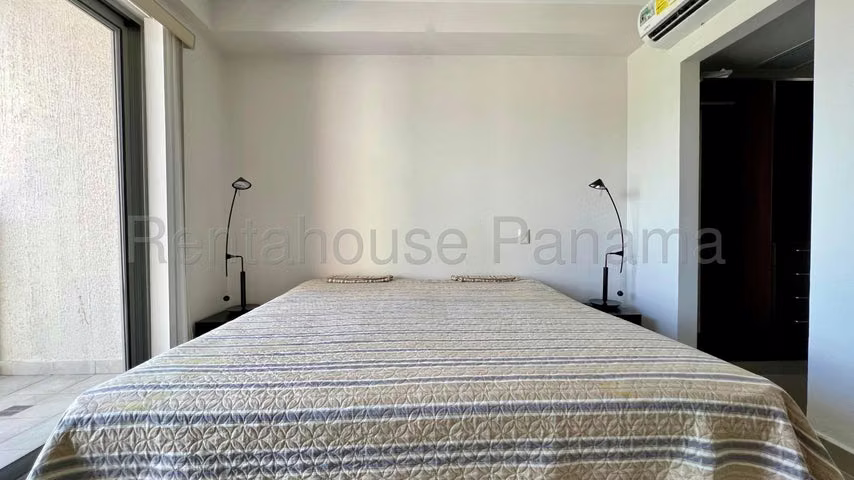 Apartamento en alquiler Amoblado en Panamá Pacifico.27SPCG1
