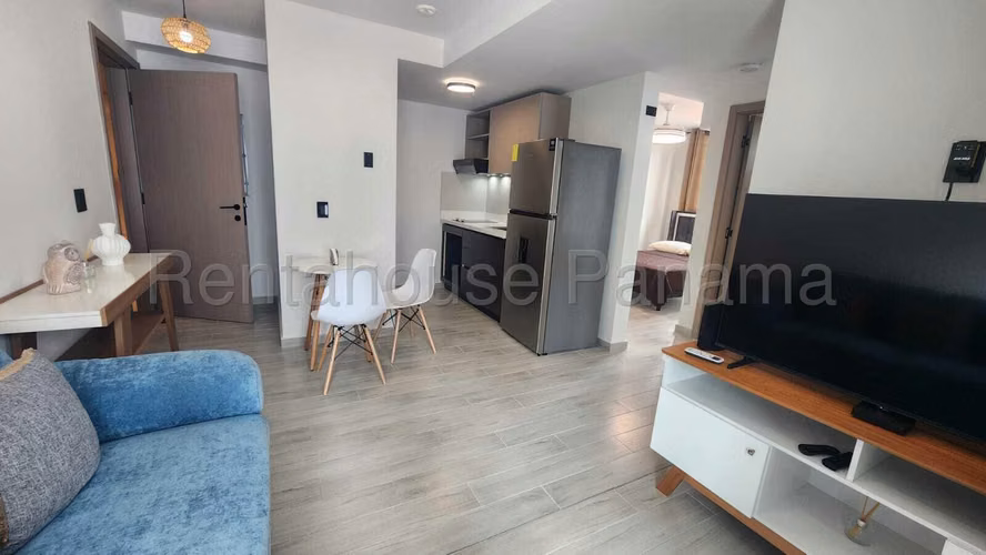Alquiler en PH Alexa – Bella Vista – 53m² – Amoblado – 2 Rec – 2 Baños