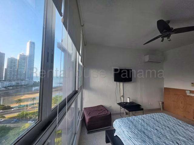 Apartamento en Alquiler en PH GRANDBAY Av. Balboa 26AECC9154