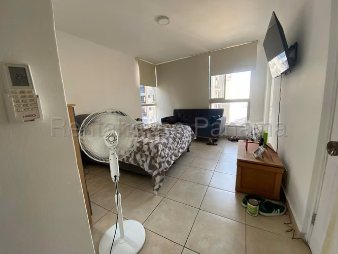 Venta de Apartamento con Fácil Acceso a Comercios y Escuelas en San Francisco 26*6389Mfk - Imagen 7