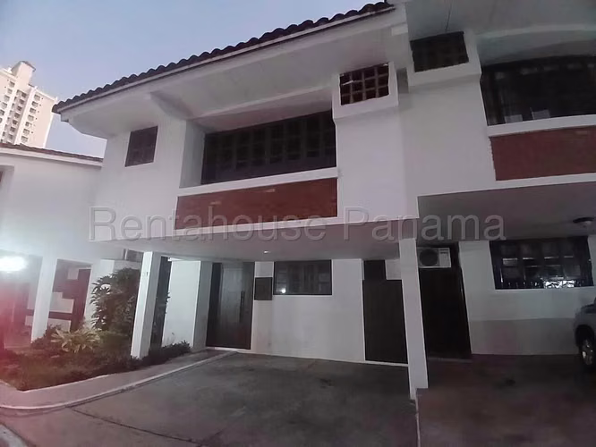 Duplex House for Sale in San Francisco 26*4954Mfk