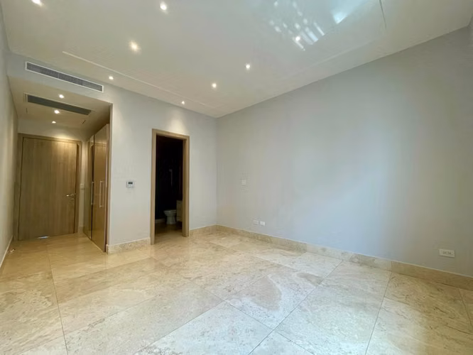 ALQUILER DE APARTAMENTO  OCEAN REFF ISLAND DE LUJO YM
