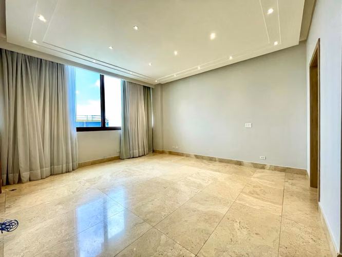ALQUILER DE APARTAMENTO  OCEAN REFF ISLAND DE LUJO YM