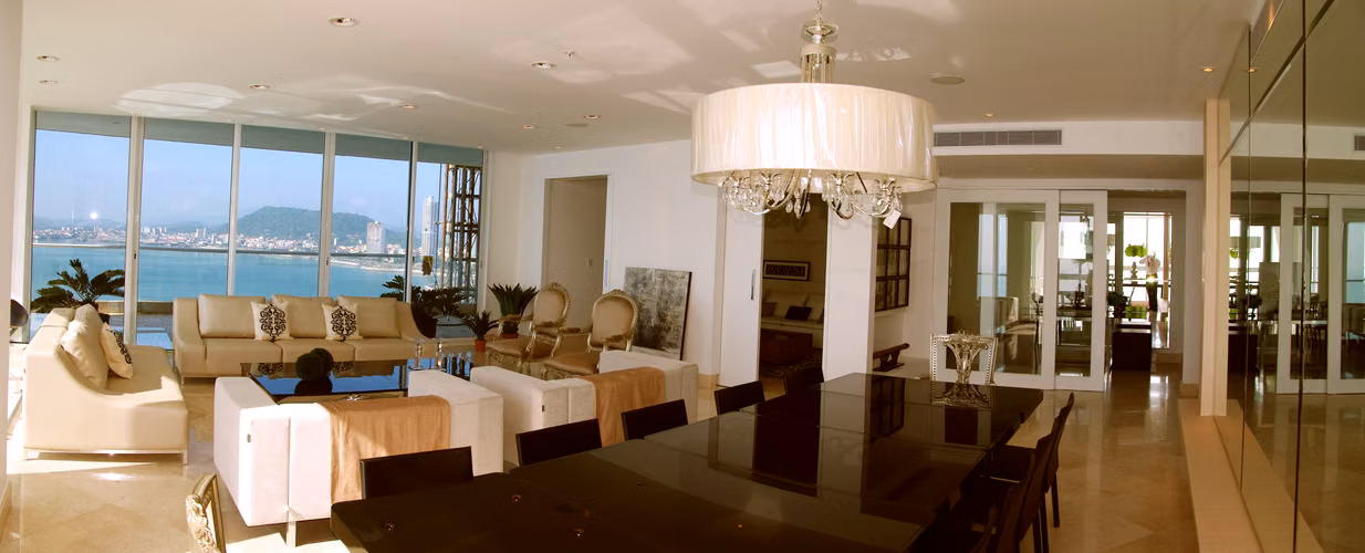 Alquiler de Exclusivo Apartamento en PH The Point 500m2, Punta Paitilla