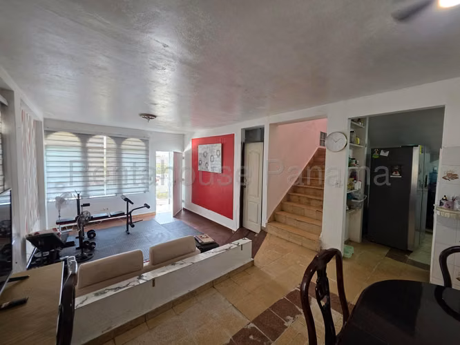 VENTA DE CASA JUAN DIAZ GM