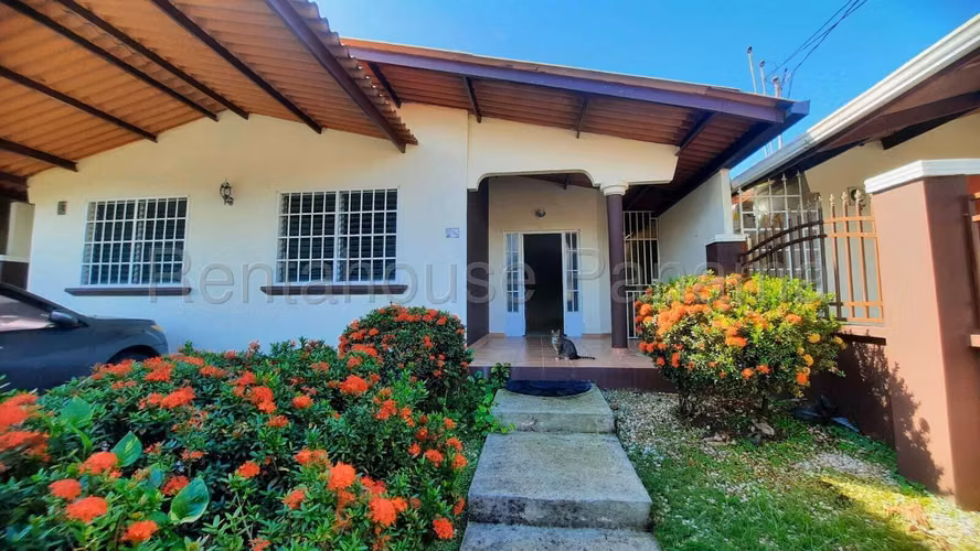 HOUSE FOR SALE BRISAS DEL GOLF GM