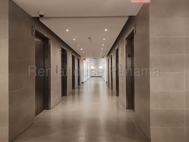 Se Alquila oficina en Obarrio MDV26-9140