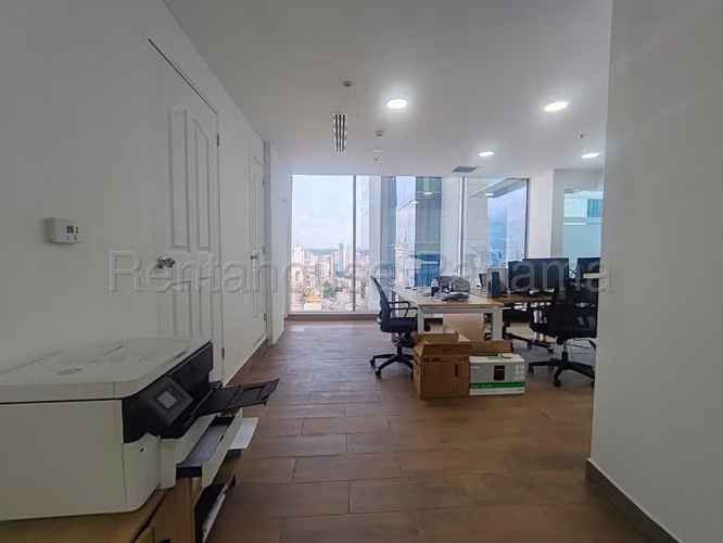 Se Alquila oficina en Obarrio MDV26-9140