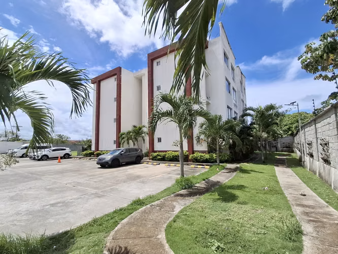 Venta de terreno en Las Acacias con anteproyecto - Imagen 2